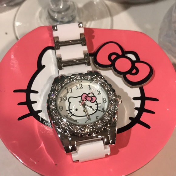 Hello Kitty Sanrio Watch. NWOT - Picture 3 of 16